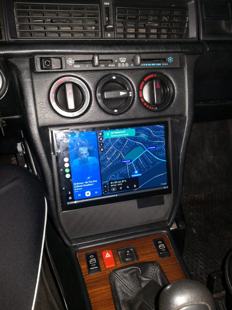 Raspberry Pi Android Auto Headunit